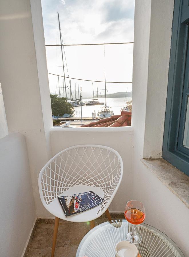 Poros Town The White Rose Apartment מראה חיצוני תמונה